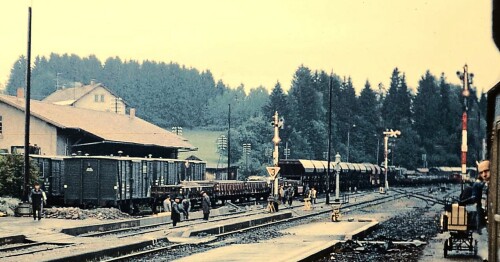 Bayrisches_Flugelsignal_Signalbild_HpRu_Landerbahn_Bahnhof_Unterelchingen_Oberelchingen_Thalfingen_1966-1.jpg