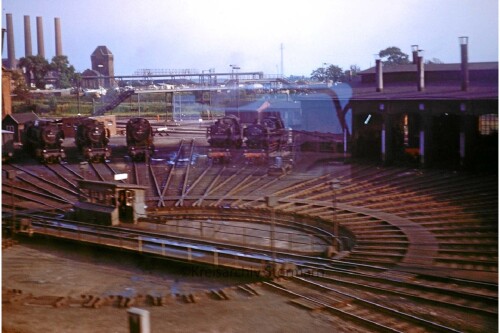 Hamburg-Rothenburgsort_Drehscheibe_Lokschuppen_Betriebswerk_1969.jpg