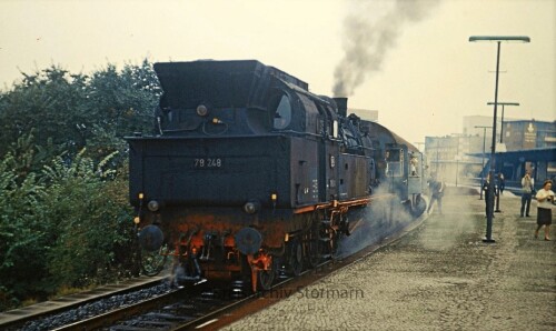 BR_78_248_Berliner_Tor_1967_Sonderzug_preusische_Umbauwagen-1.jpg