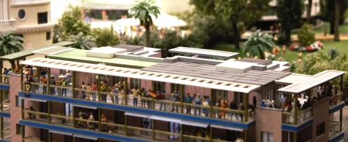 Monaco_Miniaturwunderland_Balkone_Miwula_Formel-1_Fans-1.jpg