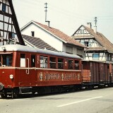 Scherzheim_Treibwagen_Guterwaggons_1967_Guterschuppen_Verladung