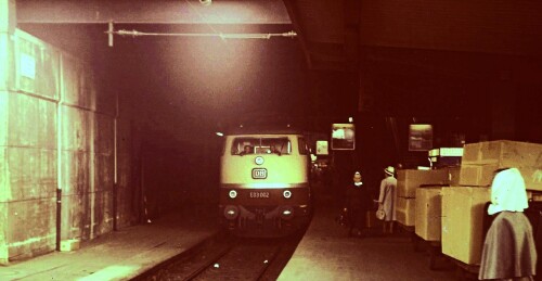 Hamburg_Hauptbahnhof_Hbf_1966_E_03_02_DB.jpg