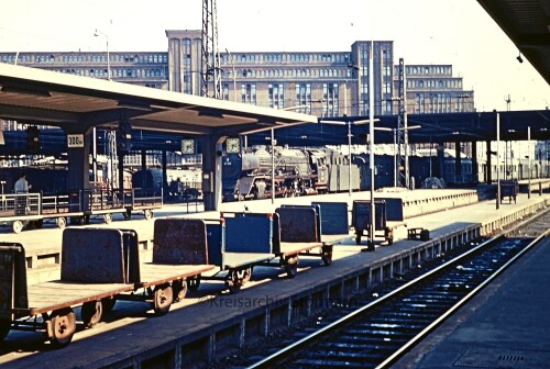 Hamburg_Hauptbahnhof_Hbf_1967_BR_01_a-1.jpg