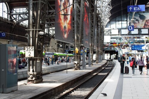 Hamburg Hauptbahnhof Hbf 2020er (13)