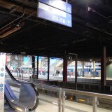 Hamburg_Hauptbahnhof_Hbf_2020er-7-Lindt_RegionalExpress_Nah_SH_Lubeck