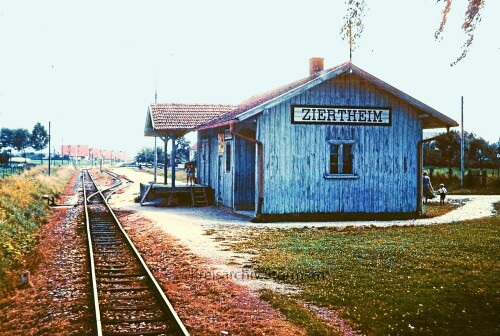 1966_Ziertheim_Bahnhof_Strecke_Neresheim-_Hartsfeldbahn_Aalen_Neresheim_Dillingen.jpg