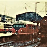 BR_012_BR_103_VT_12_Hamburg_Altona_Bahnhof_1972