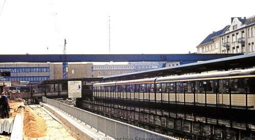 Bahnhof_Altona_im_Bau_1979_Einweihung_S-Bahnhof_Bau.jpg