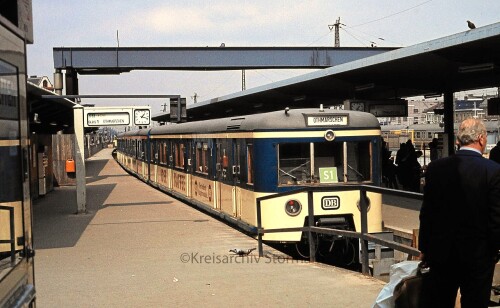 Bahnhof_Altona_im_Bau_1979_Einweihung_S-Bahnhof_Bau_a.jpg
