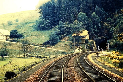 Schwarzwaldbahn_Villingen_Triberg_Bahnstrecke_Eisenbahn_1972_ad.jpg