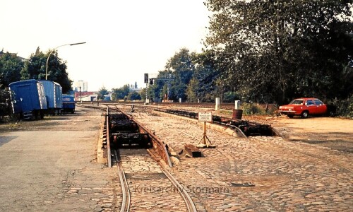 Ottenser_Industriebahn_Hamburg-Altona_Industrie_Schmalspurbahn_1982_Schwerdtfeger_Kreisarchiv_Stormarn_a-1.jpg