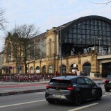 Bahnhof_Dammtor_Hamburg_2025_Hamburg_Rotherbaum_Planten_un_Bloomen_Gebaude-6
