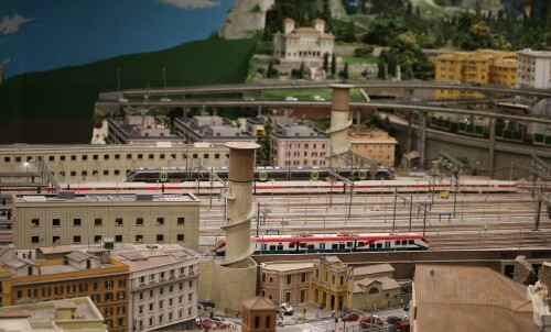 Rom_Termini_Kopfbahnhof_Endbahnhof_Miniaturwunderland_1zu87_Scale_H0_Bahnsteige_ad-7.jpg