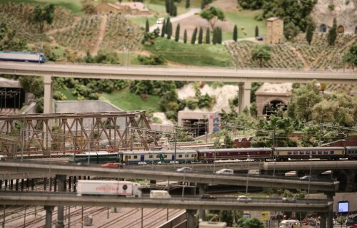 Rom_Termini_Kopfbahnhof_Endbahnhof_Miniaturwunderland_1zu87_Scale_H0_Bahnsteige_g-3.jpg