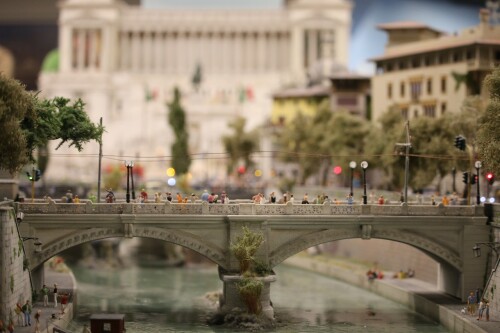 Roma_Italia_Miniaturwunderland_1zu87_Scale_H0_Tiber_Brunnen-2.jpg