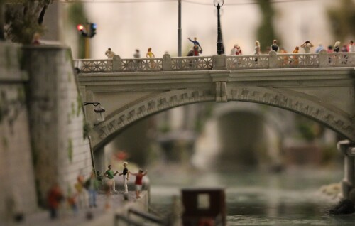 Roma_Italia_Miniaturwunderland_1zu87_Scale_H0_Tiber_Brunnen-3.jpg