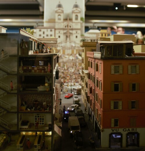 Rom_Italien_Miniaturwunderland_1zu87_Scale_H0_Strasengetummel-2.jpg