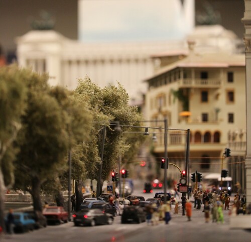Rom_Italien_Miniaturwunderland_1zu87_Scale_H0_Strasengetummel-3.jpg