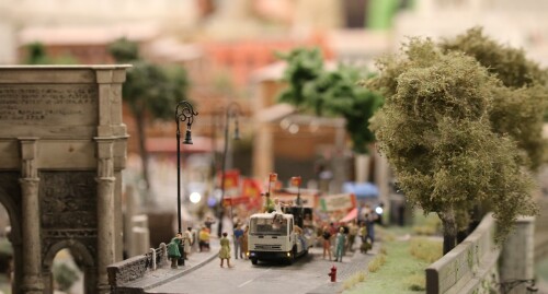 Rom_Italien_Miniaturwunderland_1zu87_Scale_H0_Strasengetummel-4.jpg