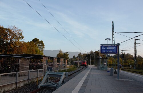 Murnau Bahnhof Empfangsgebäude Mittenwaldbahn Okt 2023 (4)