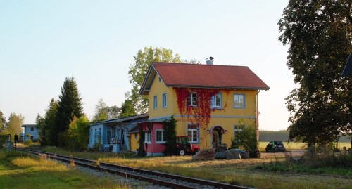 20231001-Unterdiesen-Unterdiessen-Bahnhof.jpg