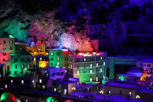 Miniaturwunderland_Modell_Gauge_1_87_H0_Talien_Amalfi_Kuste_a-3.jpg