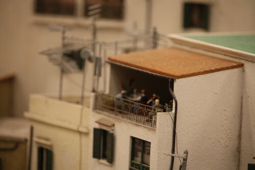Miniaturwunderland_Modell_Gauge_1_87_H0_Talien_Amalfi_Kuste_Balkone-23.jpg