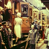 Nurnberg_Eisenbahnmuseum_Bahnhof_1985_historische_Zug_Szene-g