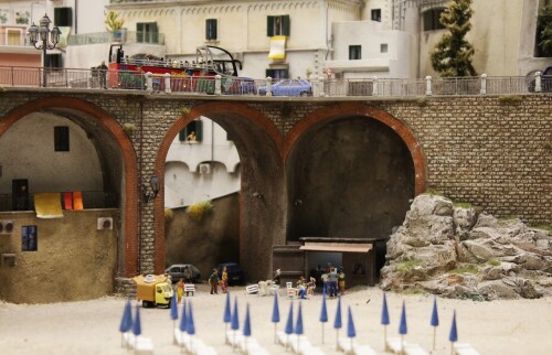 Miniaturwunderland_Modell_Gauge_1_87_H0_Talien_Amalfi_Kuste_Strand-5.jpg