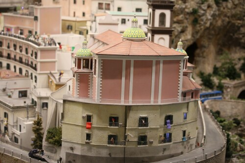 Miniaturwunderland_Modell_Gauge_1_87_H0_Talien_Amalfi_Kuste_B-18.jpg