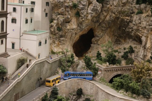 Miniaturwunderland_Modell_Gauge_1_87_H0_Talien_Amalfi_Kuste_B-21.jpg