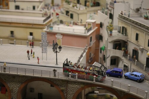 Miniaturwunderland_Modell_Gauge_1_87_H0_Talien_Amalfi_Kuste_B-22.jpg