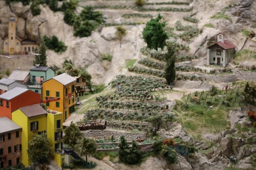 Miniaturwunderland_Modell_Gauge_1_87_H0_Talien_Amalfi_Kuste_a-1.jpg