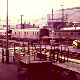 Wurzburg_Bahnhof_1966_BR_491_glaserner_Zug_E_91-1aa---Kopie