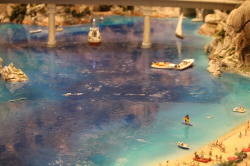 Miniaturwunderland_Modell_Gauge_1_87_H0_Italia_ItalienKuste_Mare_Meer_Strand_o-8.jpg