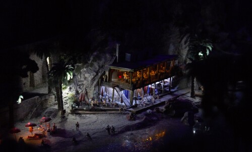 Miniaturwunderland_Modell_Gauge_1_87_H0_Italia_ItalienKuste_Mare_Meer_Strand_p-0.jpg