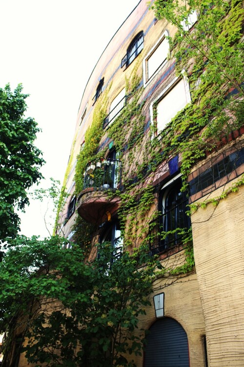 Darmstadt_Hundertwasserhaus_Hundertwasser_letztes_Haus_Projekt_2025_Mai-14.jpg