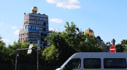 Darmstadt_Hundertwasserhaus_Hundertwasser_letztes_Haus_Projekt_2025_Mai-24.jpg