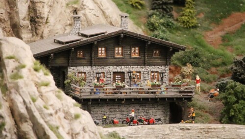 Norditalien_Sudtirol_Dolomiten_Modellbahn_MiWuLa_MiniaturWunderLand_H0-5-a.jpg