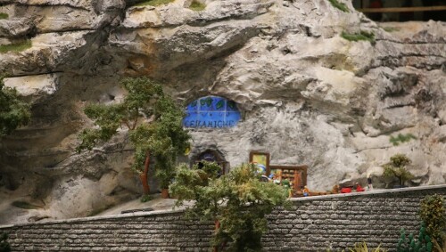 Norditalien_Sudtirol_Dolomiten_Modellbahn_MiWuLa_MiniaturWunderLand_H0-8---Kopie.jpg