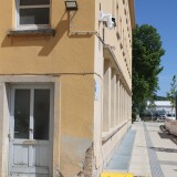 Tuttling_Bahnhof_Mai_2025_ca_Empfanhgsgebaude_Fassade