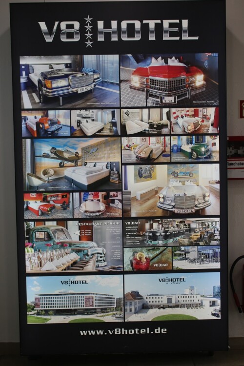 V 8 Hotel Motor world Böblingen 2025 Mai