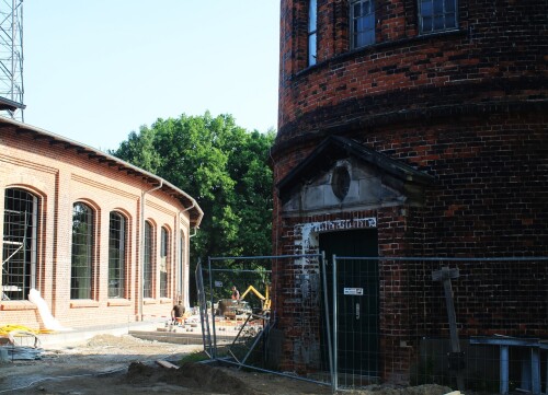 Lokschuppen_Willke_Gleisbau_Ludwigslust_Bahnhof_Juni_2025-4.jpg
