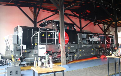 e Vossloh 92 80 4185 143 9 D WWL BR 280 Willke Gleisbau Ludwigslust 2025 Juni 26 Eröffnung Lokschupp