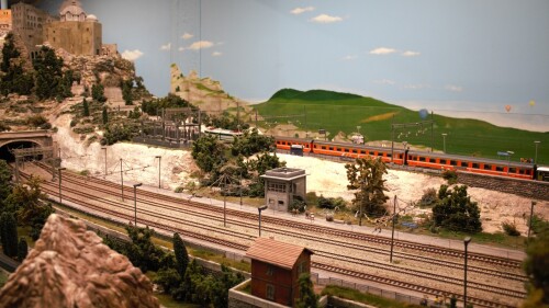 Miniaturwonderland_Italy_train_station_Miniaturwunderland_MiWula_Masstab_H0-1.jpg