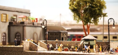 Miniaturwonderland_Italy_train_station_Miniaturwunderland_MiWula_Masstab_H0_ab-3.jpg