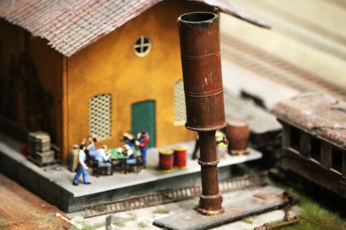 Miniaturwonderland_Italy_train_station_Miniaturwunderland_MiWula_Masstab_H0_c-2.jpg