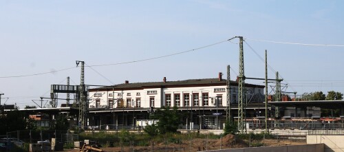 Ludwigslust Bahnhof Empfngsgebäude Juni 2025 a (2)