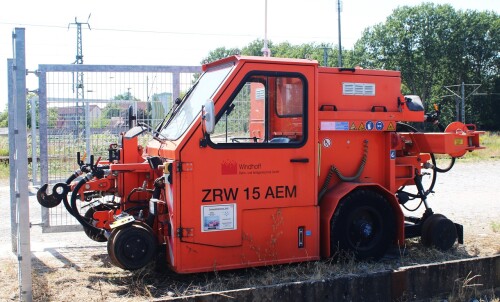 Zweiwegefahrzeug 1849 DB AG ZRW 15 ARM Ludwigslust 2025 Juni 26 Eröffnung Lokschuppen (2)