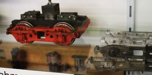 Spur_2_Museum_Verein_Schramberg_busatz_Einzelteile_Herstellung_ba-1.jpg